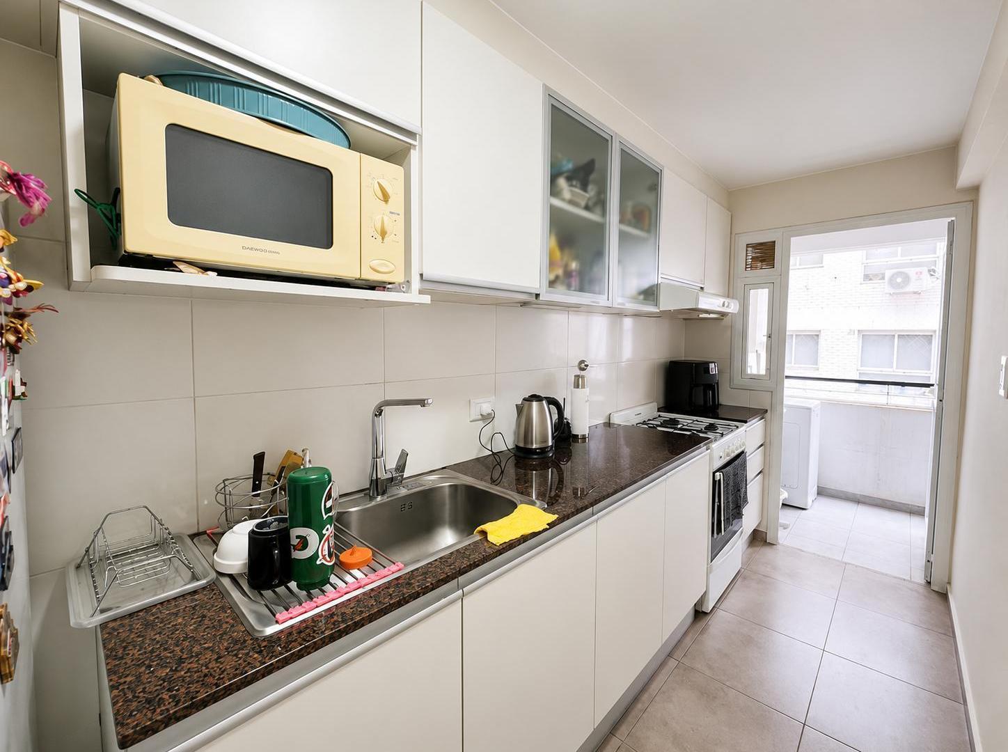 Foto de Departamento en Venta, Martin, Rosario, 2 dormitorios con cochera !, imagen 5