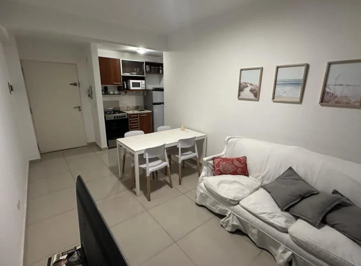 DEPARTAMENTO - ALQUILER - PALERMO - 2 AMBIENTES - AMOBLADO - BALCON - PILETA 2