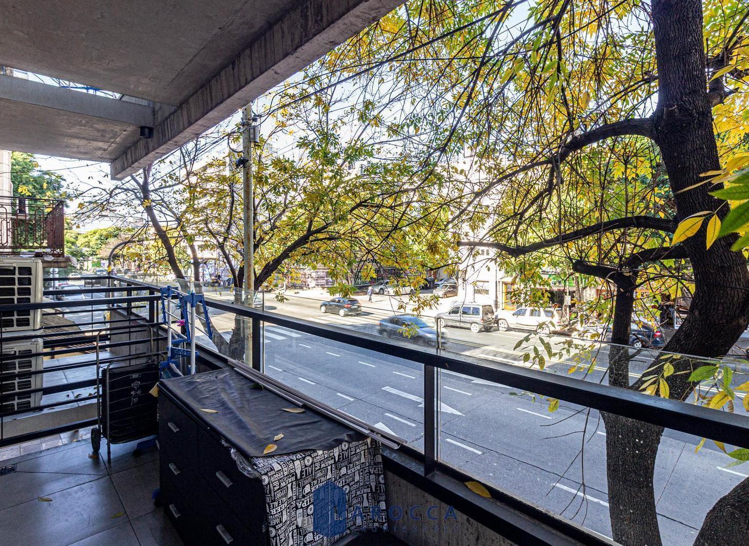 DEPARTAMENTO - VENTA - COLEGIALES - MONOAMBIENTE - BALCÓN - COCHERA
