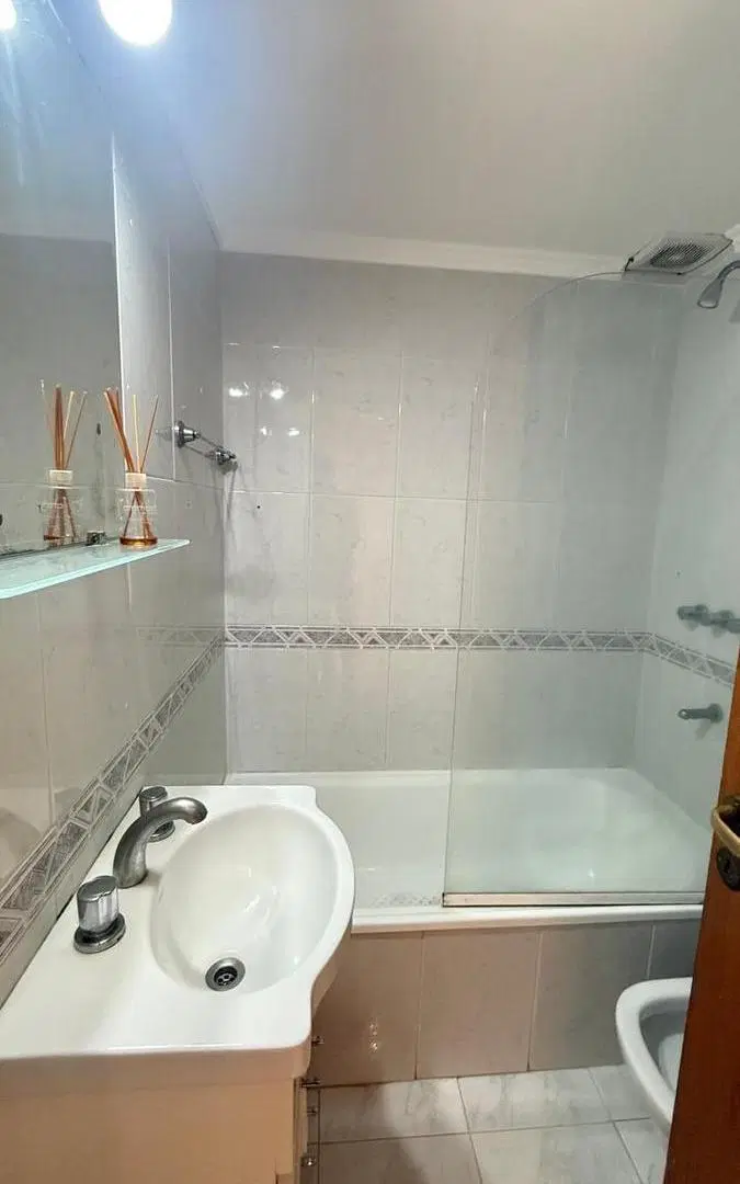 DEPARTAMENTO - ALQUILER - COLEGIALES - 3 AMBIENTES - COCHERA CUB 4