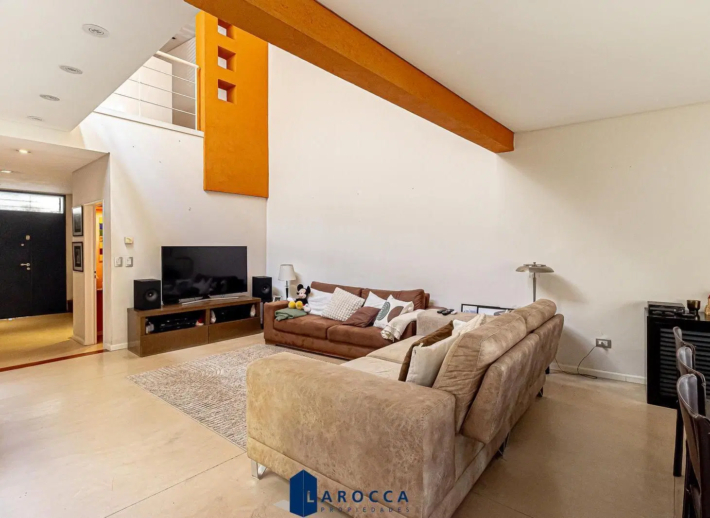 CASA - VENTA - COLEGIALES - JARDIN CON PISCINA Y PARRILLA - GARAGE 3