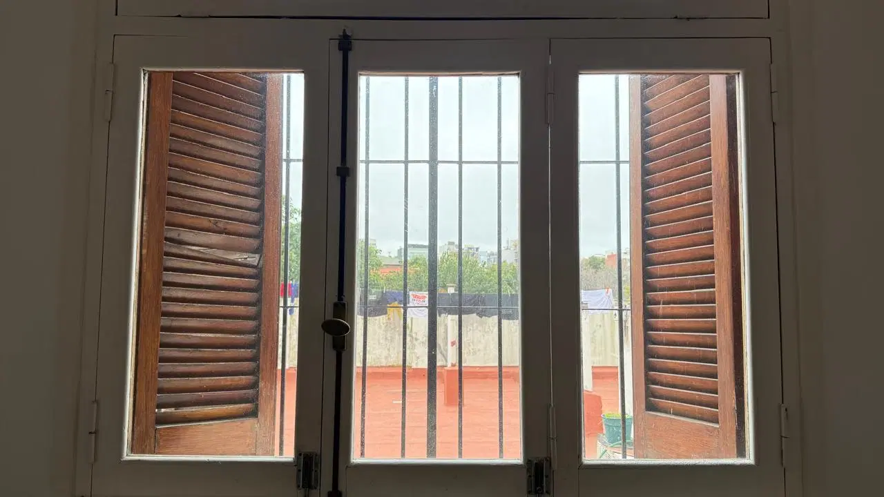 DEPARTAMENTO - ALQUILER - COLEGIALES - 2 AMB - C/FRENTE - POR ESCALERA 2