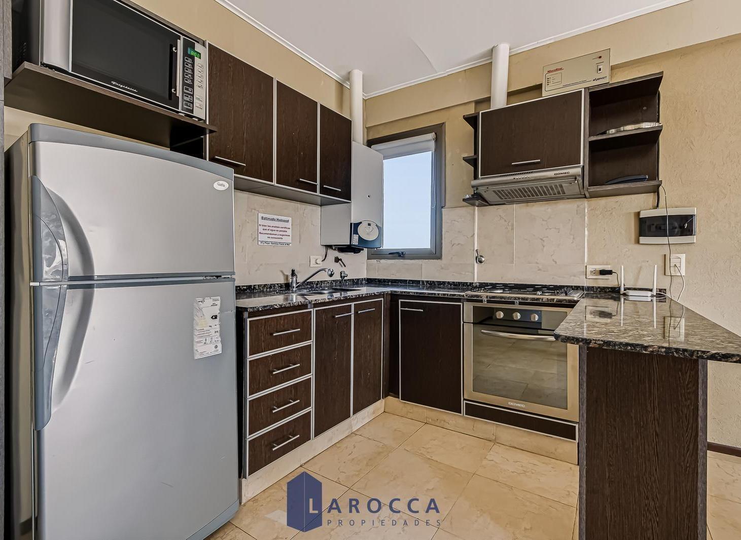 Foto de FRENTE AL MAR - DEPARTAMENTO - VENTA - LAS GAVIOTAS - 2 AMB - COCHERA, imagen 5