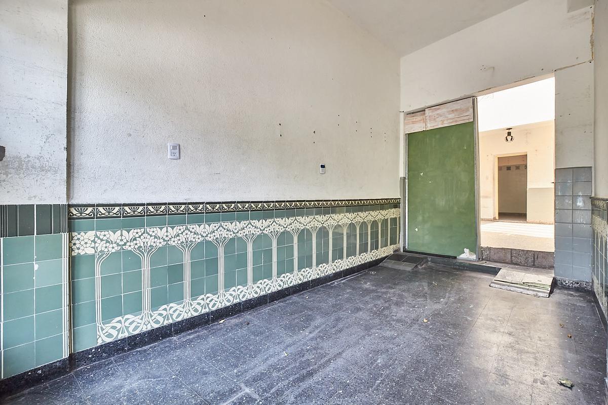 Foto de LOCAL COMERCIAL - ALQUILER - PALERMO - SÓLO USO COMERCIAL, imagen 2