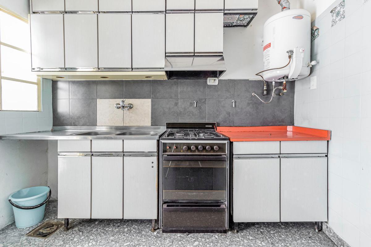 Foto de LOCAL COMERCIAL - ALQUILER - PALERMO - SÓLO USO COMERCIAL, imagen 4