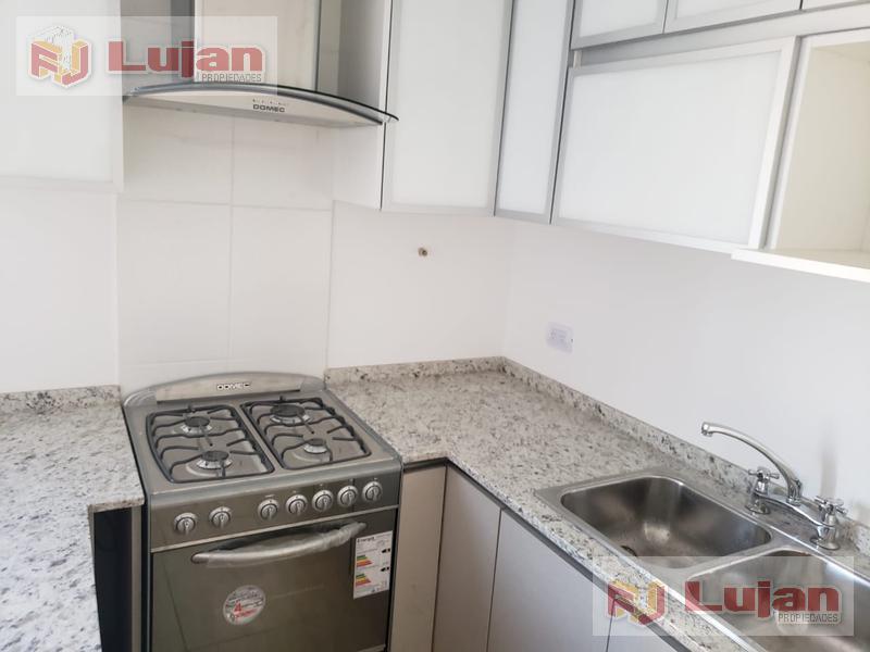 Semipiso de 3 Ambs a Estrenar, con Cochera, Balcón Terraza y Cocina Comedor Separada. 5