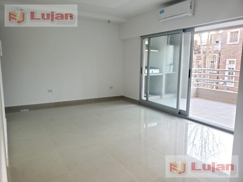 Semipiso de 3 Ambs a Estrenar, con Cochera, Balcón Terraza y Cocina Comedor Separada. 3