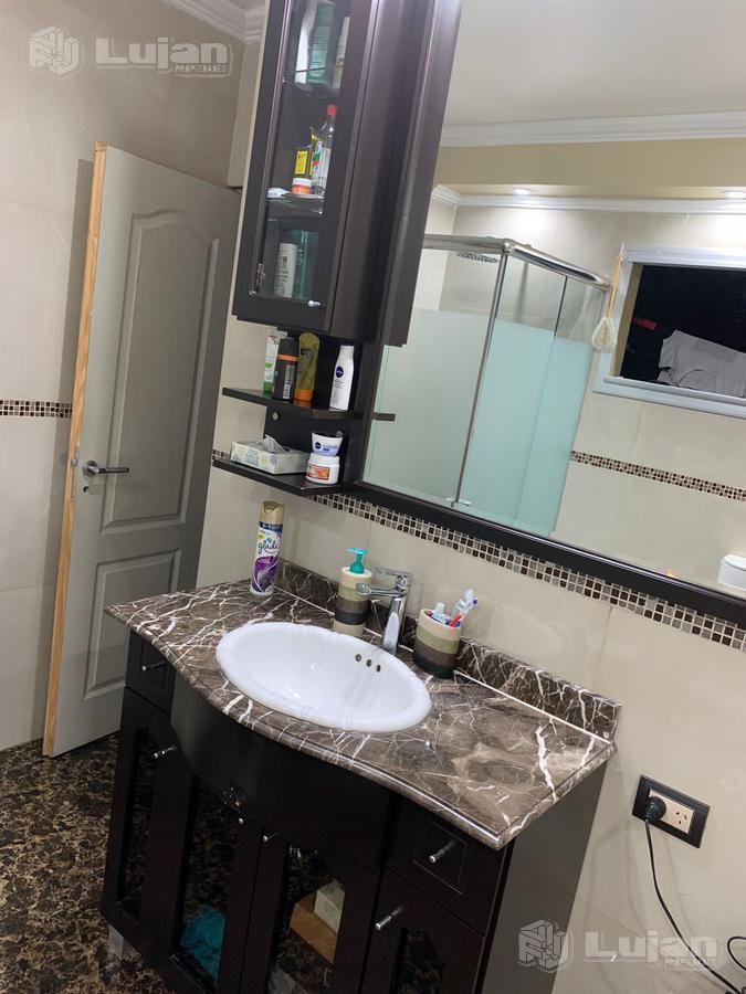 Foto de Caaguazu 7300 Excelente Casa - LINIERS, CON PARQUE Y 2 COCHERAS, imagen 5