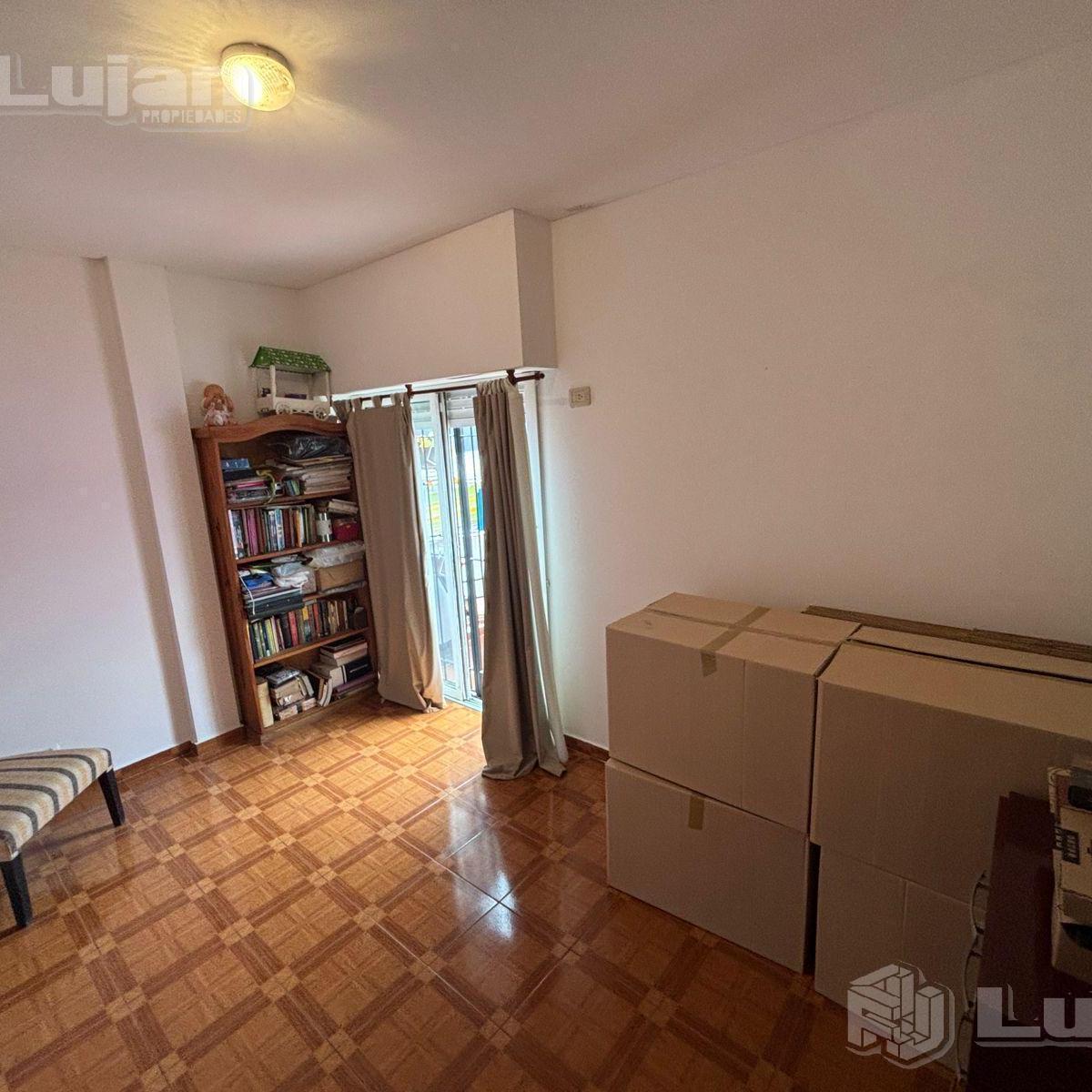 Venta PH 4 Amb en Mataderos 4