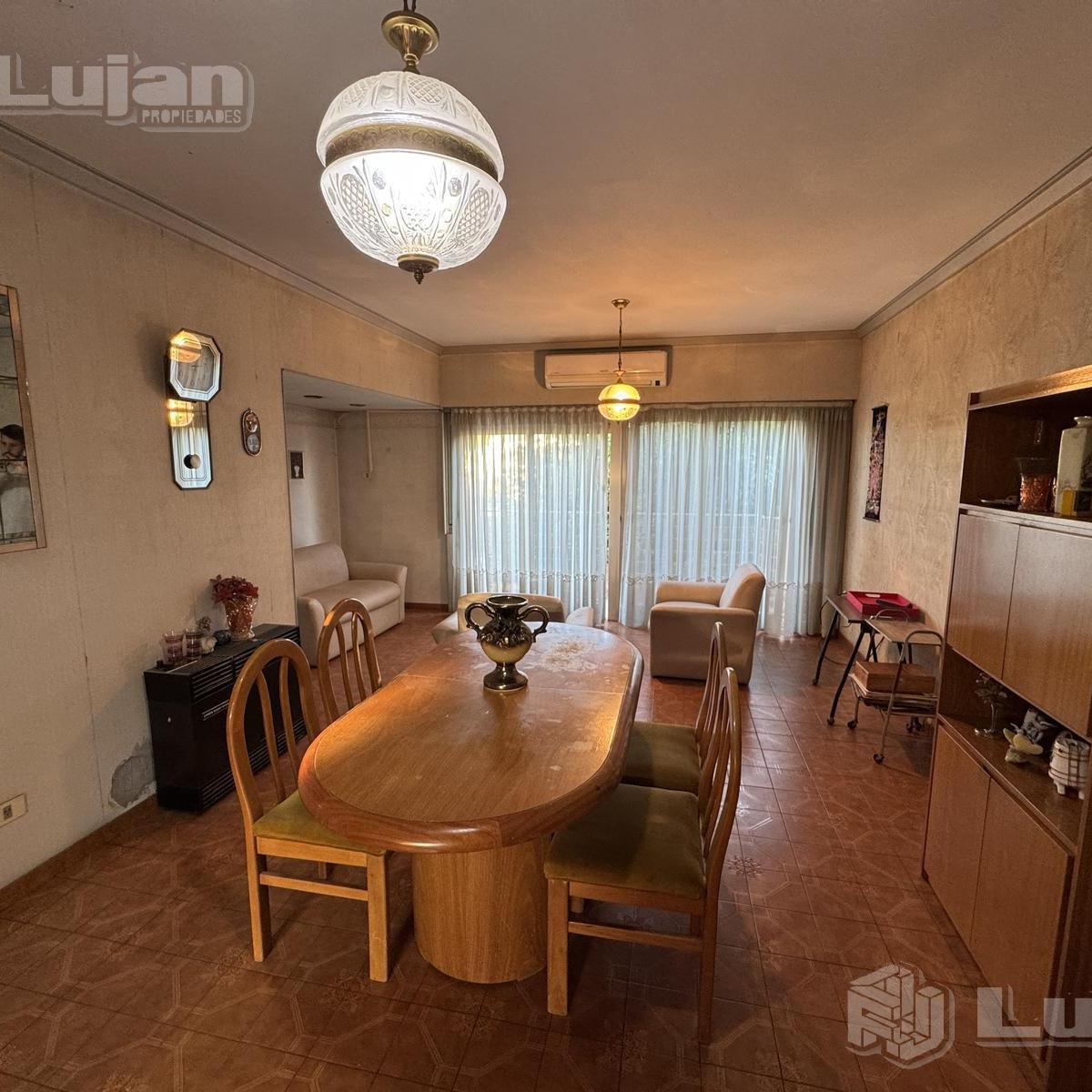 Liniers Venta PH 3 Ambientes con Terraza Al Frente y Garaje 1