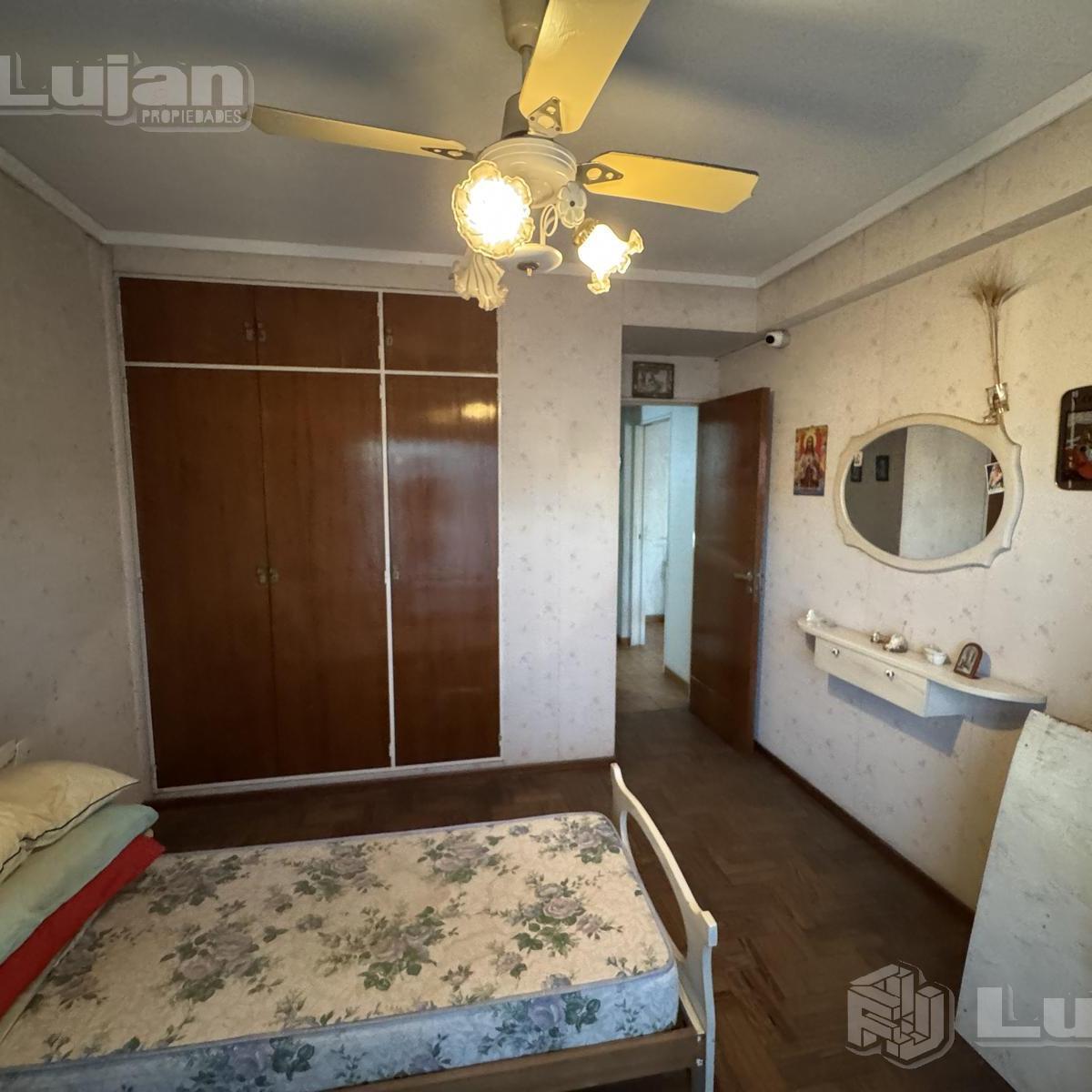 Liniers Venta PH 3 Ambientes con Terraza Al Frente y Garaje 1