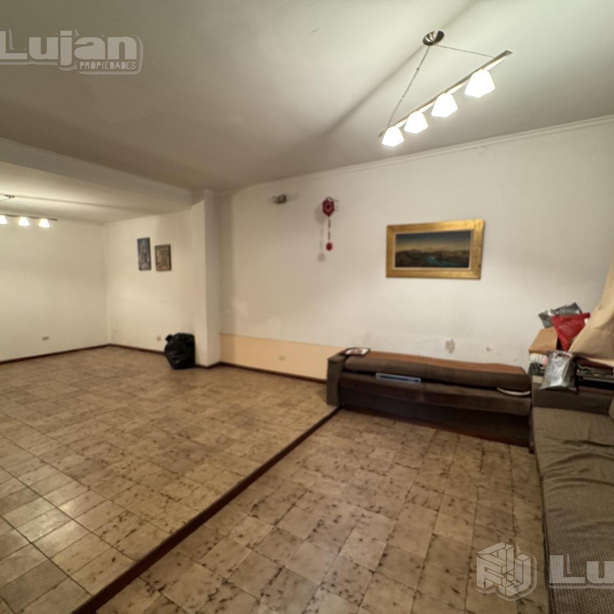 Venta Casa 4 Ambs Garaje y Terraza en Parque Avellaneda 3