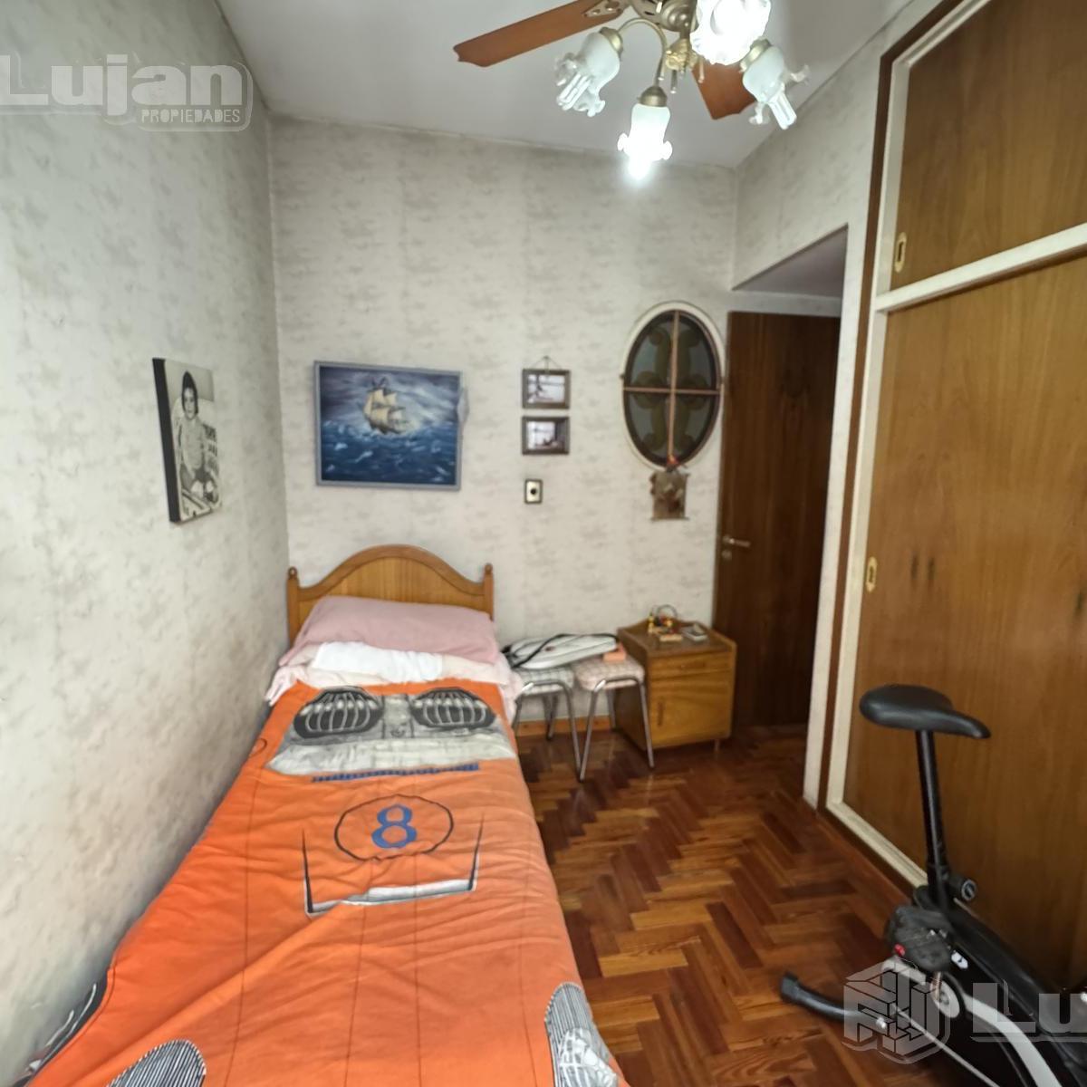 Venta Casa Mataderos 7 Ambs, Patio, Terraza, Quincho! 2