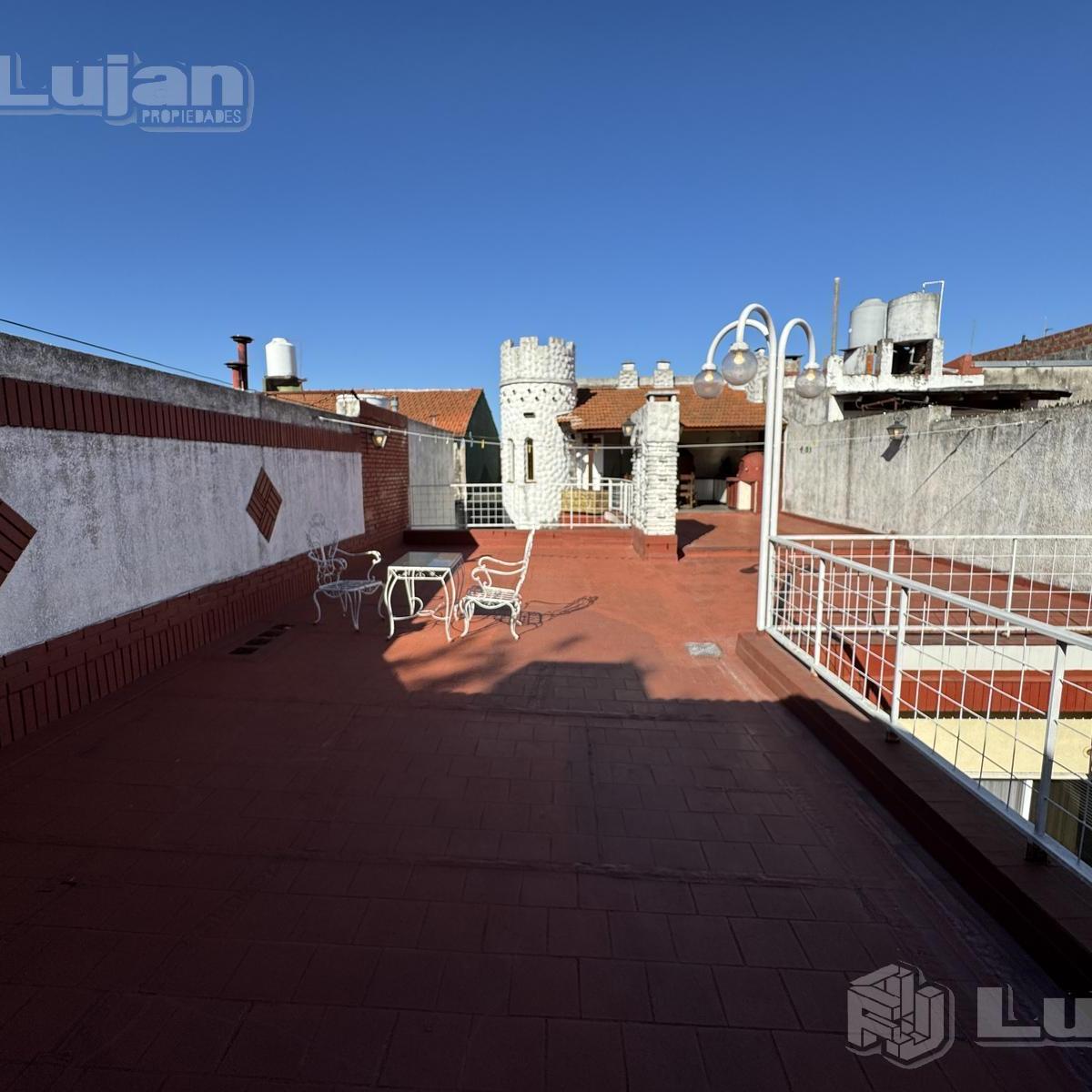 Venta Casa Mataderos 7 Ambs, Patio, Terraza, Quincho! 1