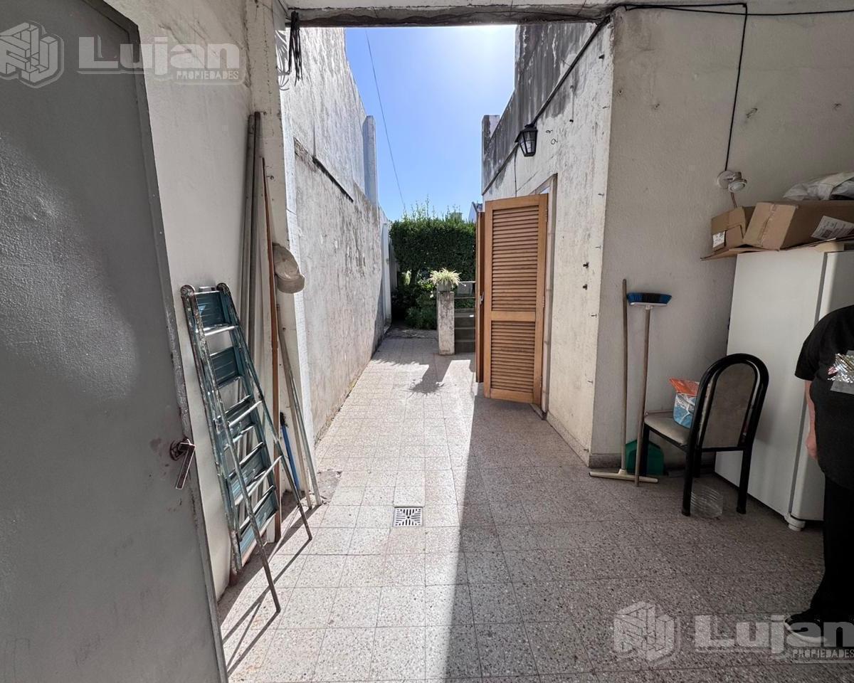 Venta Casa Multifamiliar 8.66 X 36.6 2