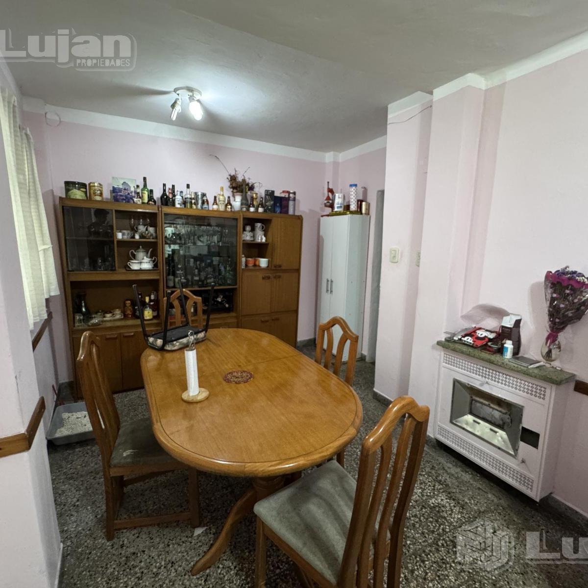 Foto de Venta Casa en Mataderos 3 viviendas lote de 9,94 x 43, imagen 2