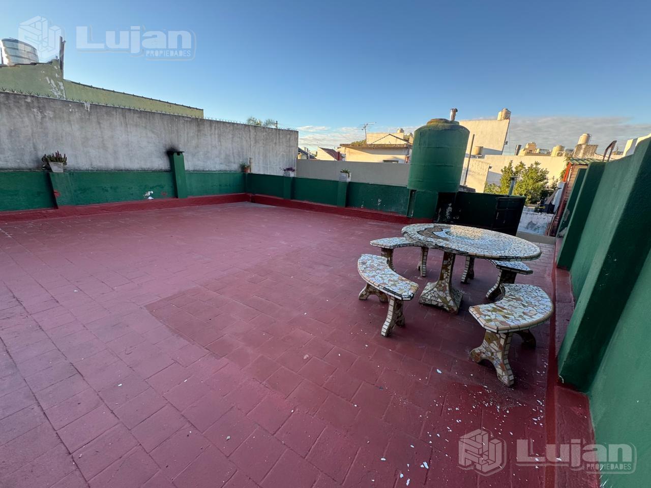 Alquiler Mataderos tipo casa 4 ambs con terraza Cosquin y Pizarro