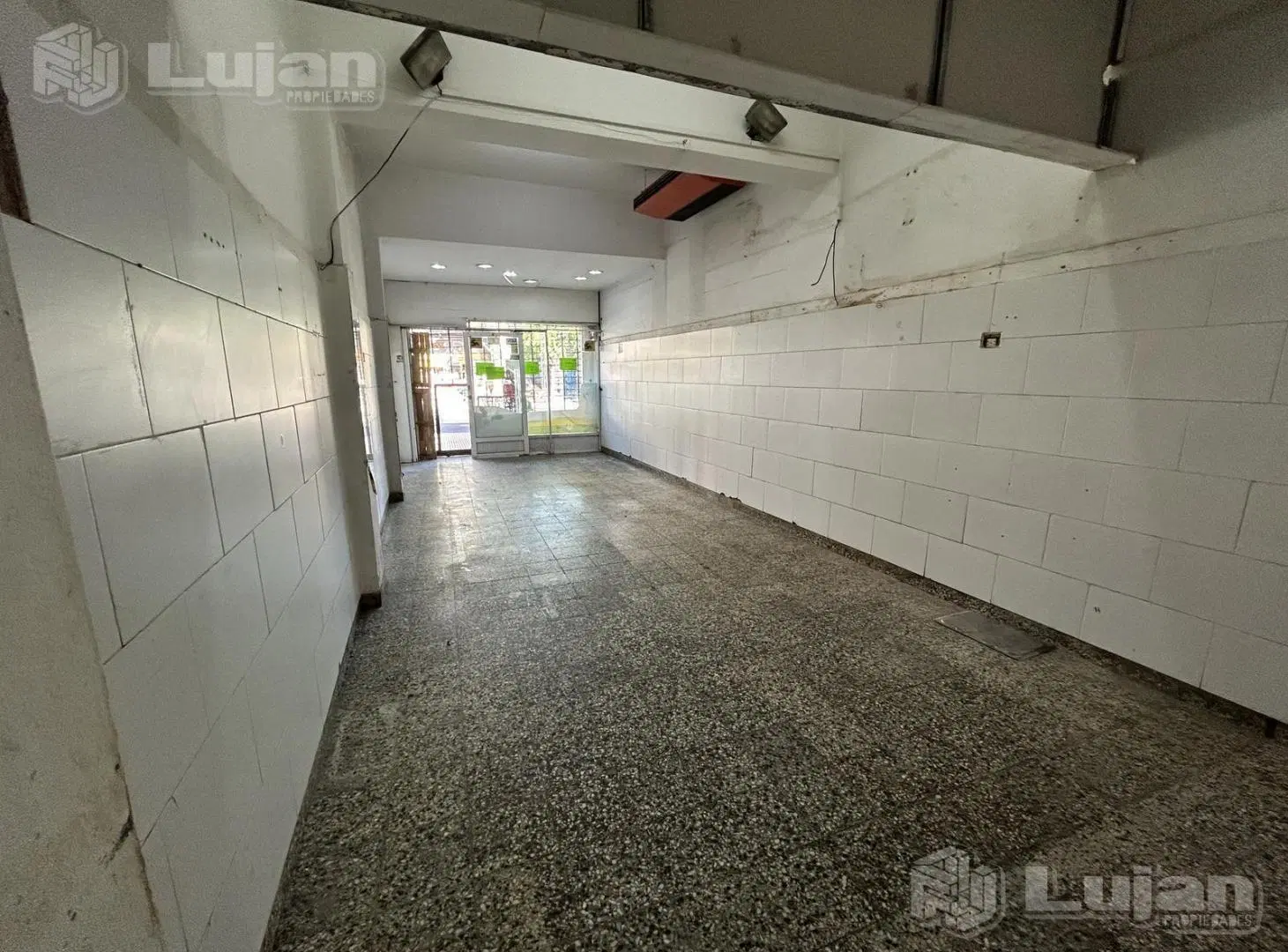 Alquiler Local en Mataderos Av Directorio 3
