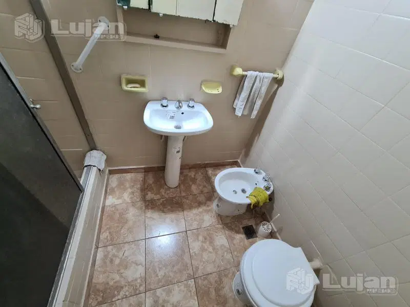 Pieres al 1100 Mataderos departamento 2 ambientes Apto profesional 5