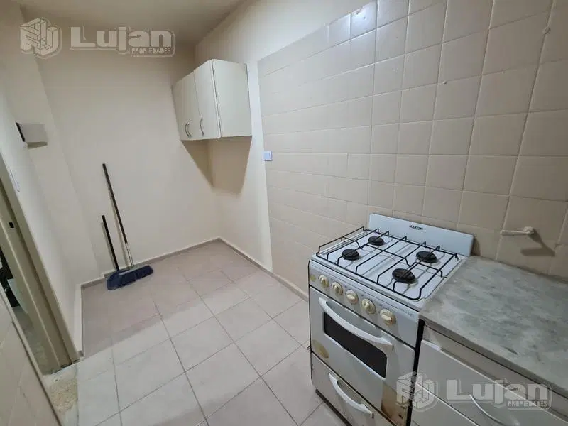 Pieres al 1100 Mataderos departamento 2 ambientes Apto profesional 3