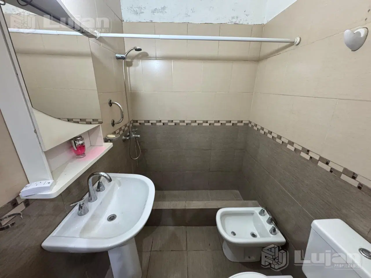 Alquiler Mataderos PH 2 ambs Carhue al 2400 4