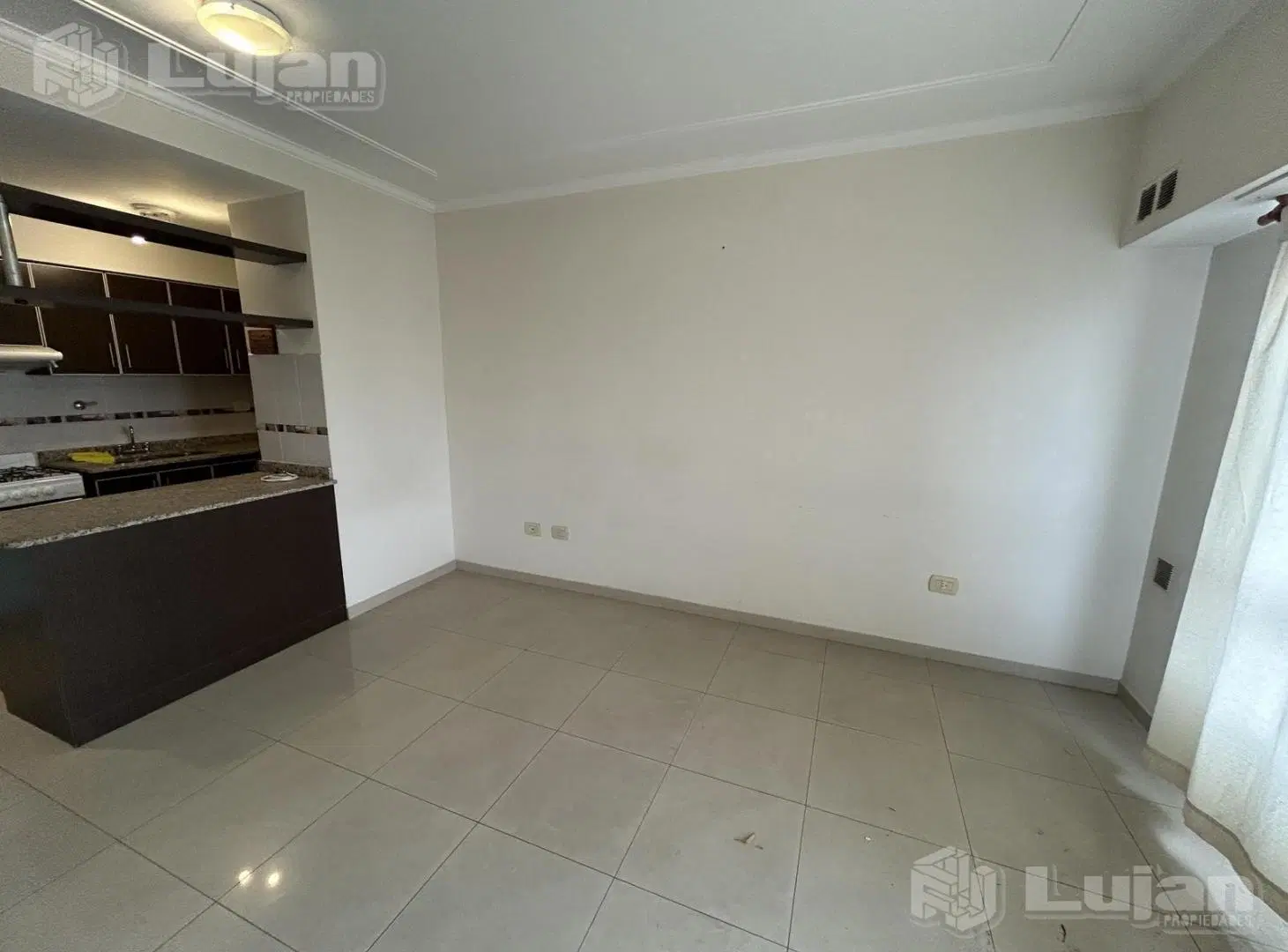 Alquiler Departamento en Mataderos 2 ambientes con balcón 3