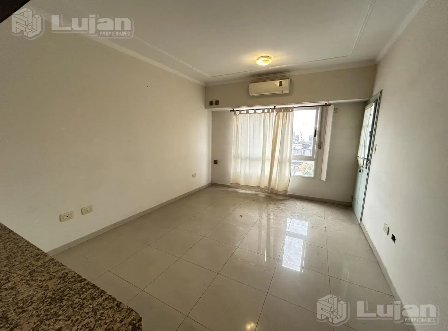 Alquiler Departamento en Mataderos 2 ambientes con balcón 5
