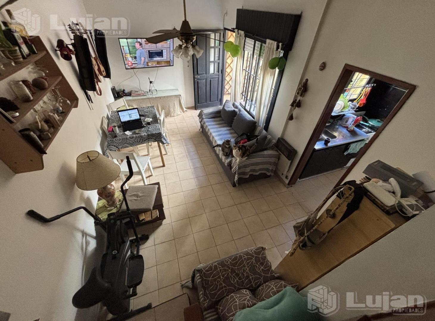 Foto de PH liniers 2 amb con patio, lavadero y balcon aterrazado., imagen 3