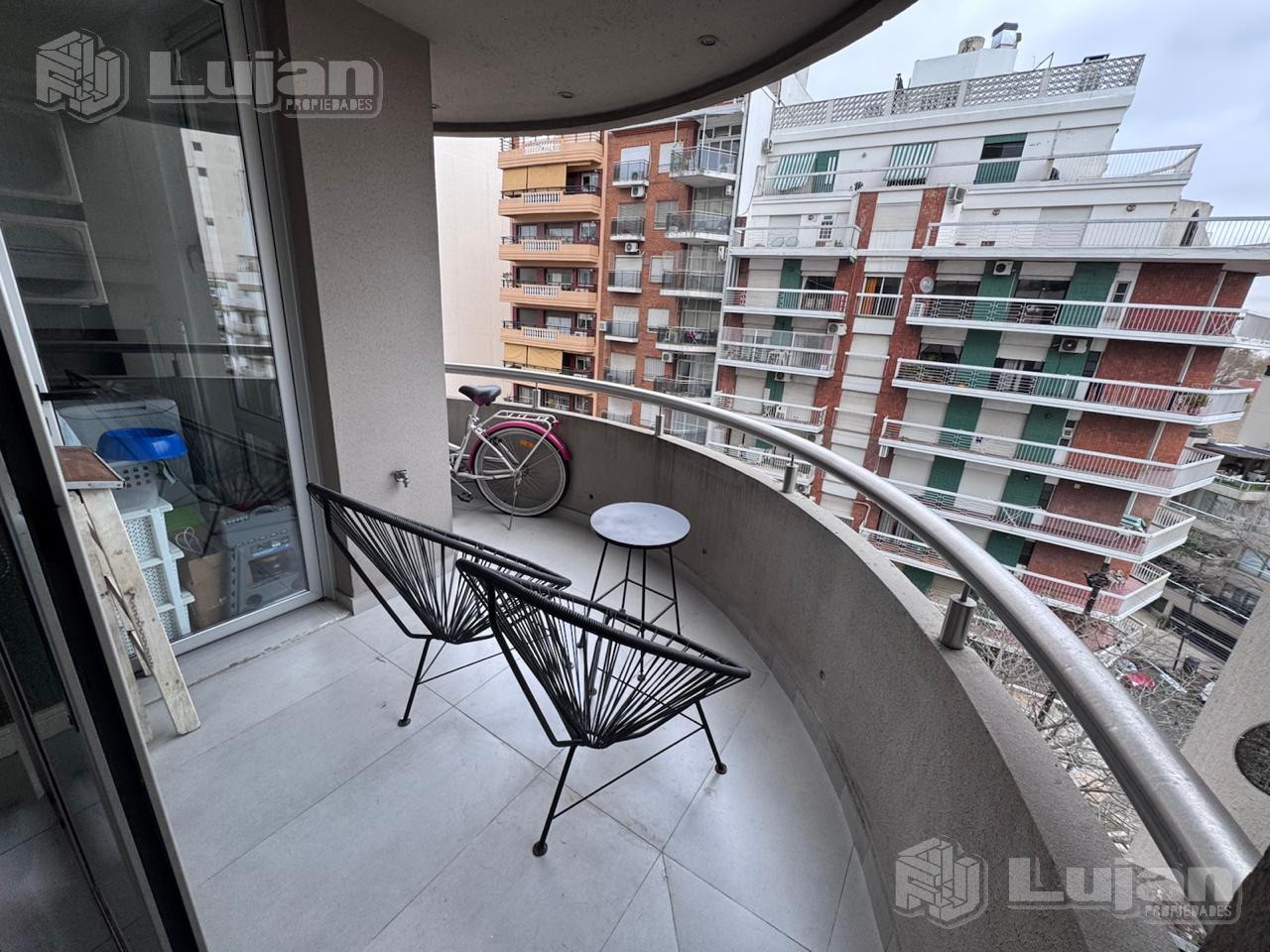 Foto de Villa Luro hermoso Departamento 2 AMBS Frente Ramón Falcón 5700, imagen 1