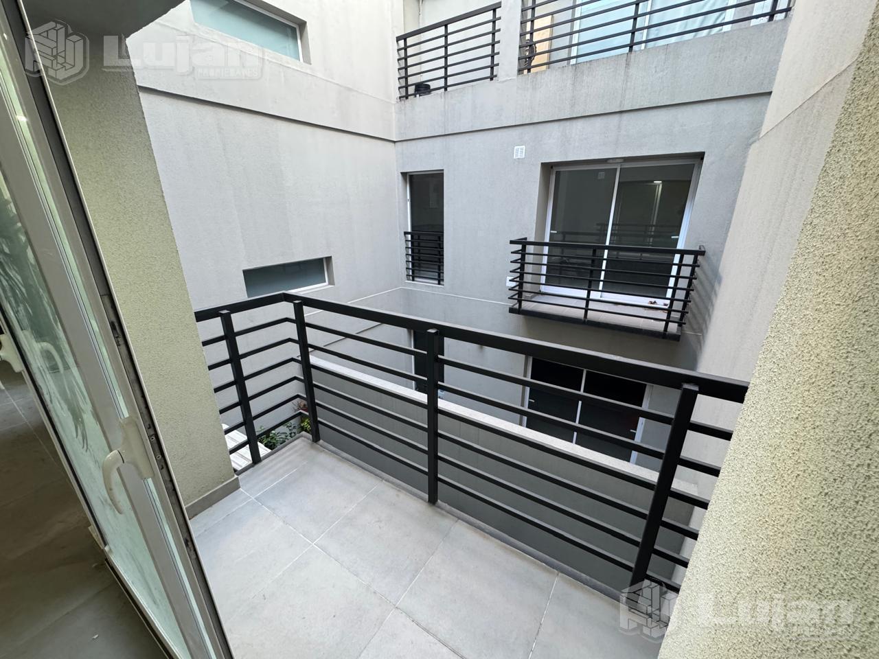Foto de Alquiler Departamento en Parque Avellaneda, imagen 2