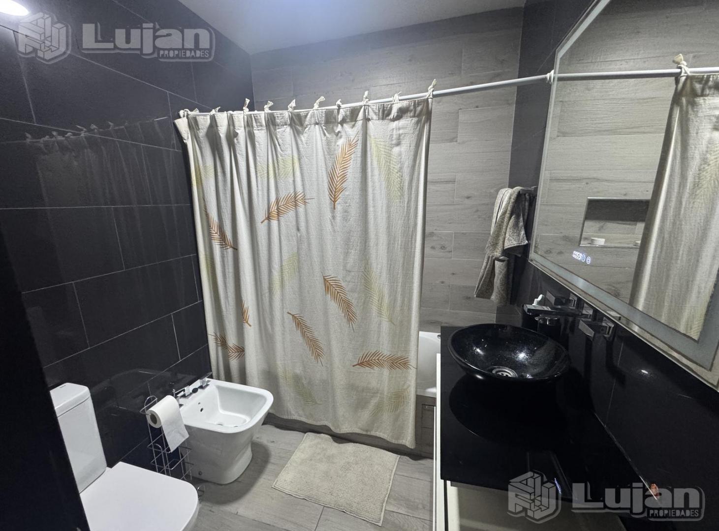 Foto de Venta PH Mataderos Barrio Naón 2 ambs con patio PB frente, imagen 2