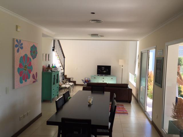 Hermosa Casa en Lote Interno 3