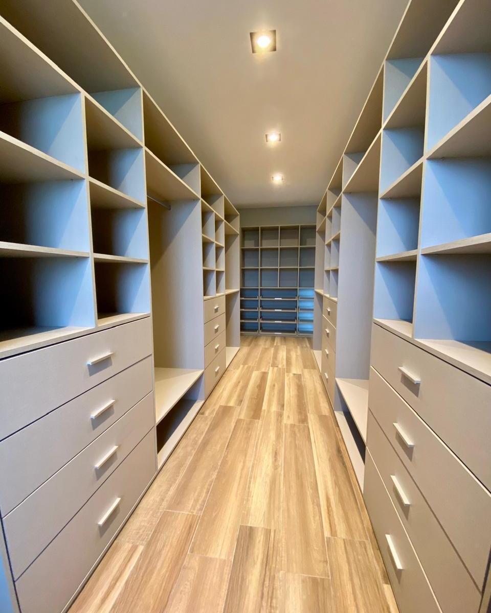 Impecable Casa en El Barrio El Yacht 1