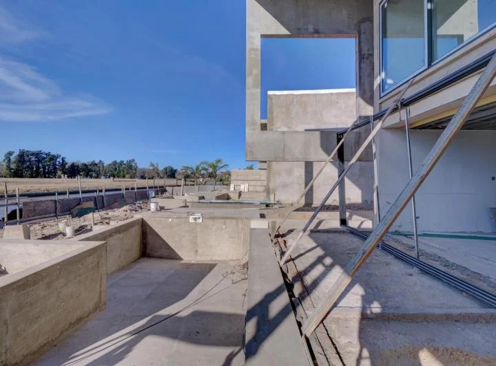 Increíble casa en Alquiler a estrenar en el Yacht