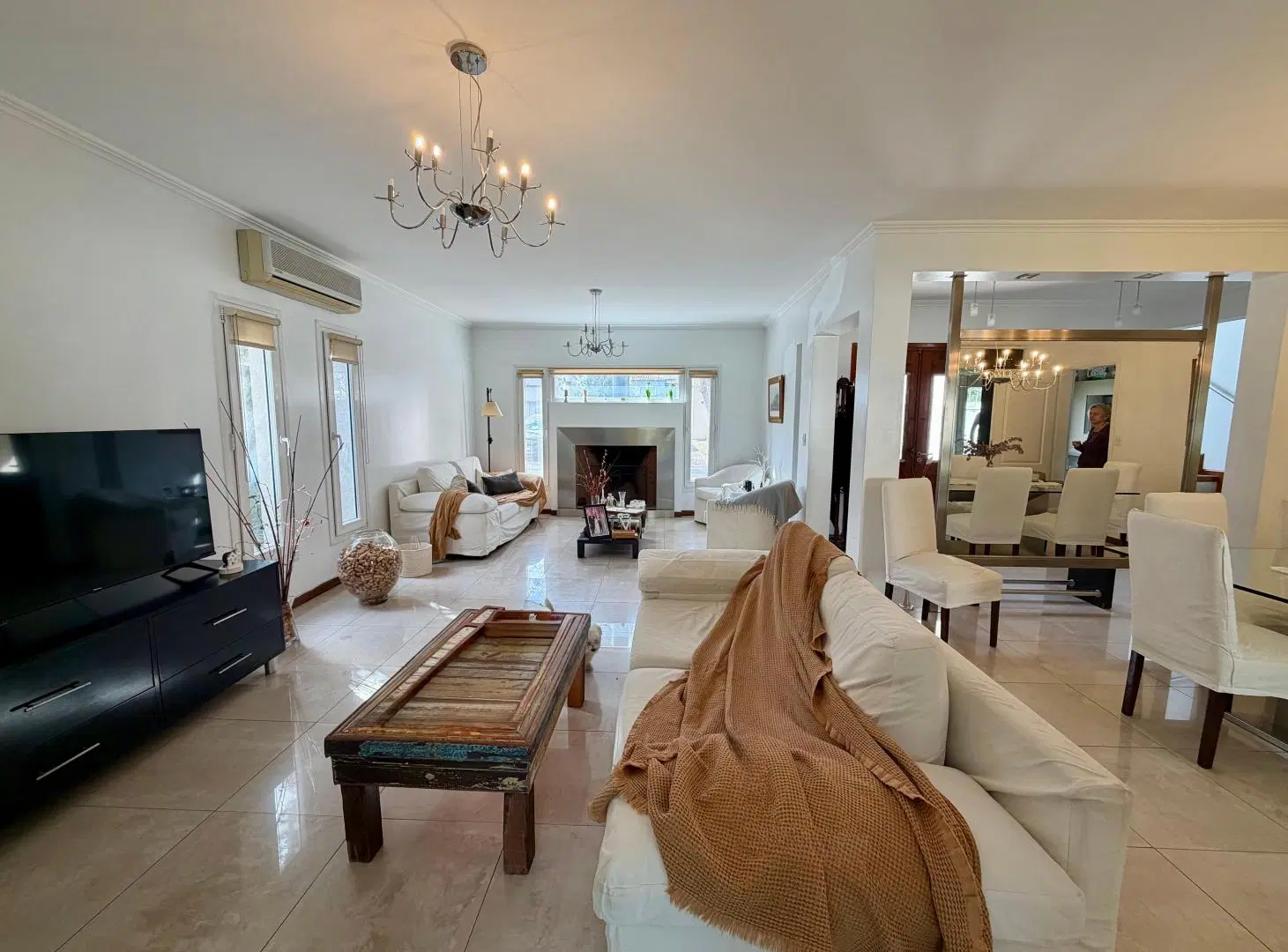 Casa en VENTA en AYRES CHICO, BUENAVISTA. 4 Dormitorios!! 4