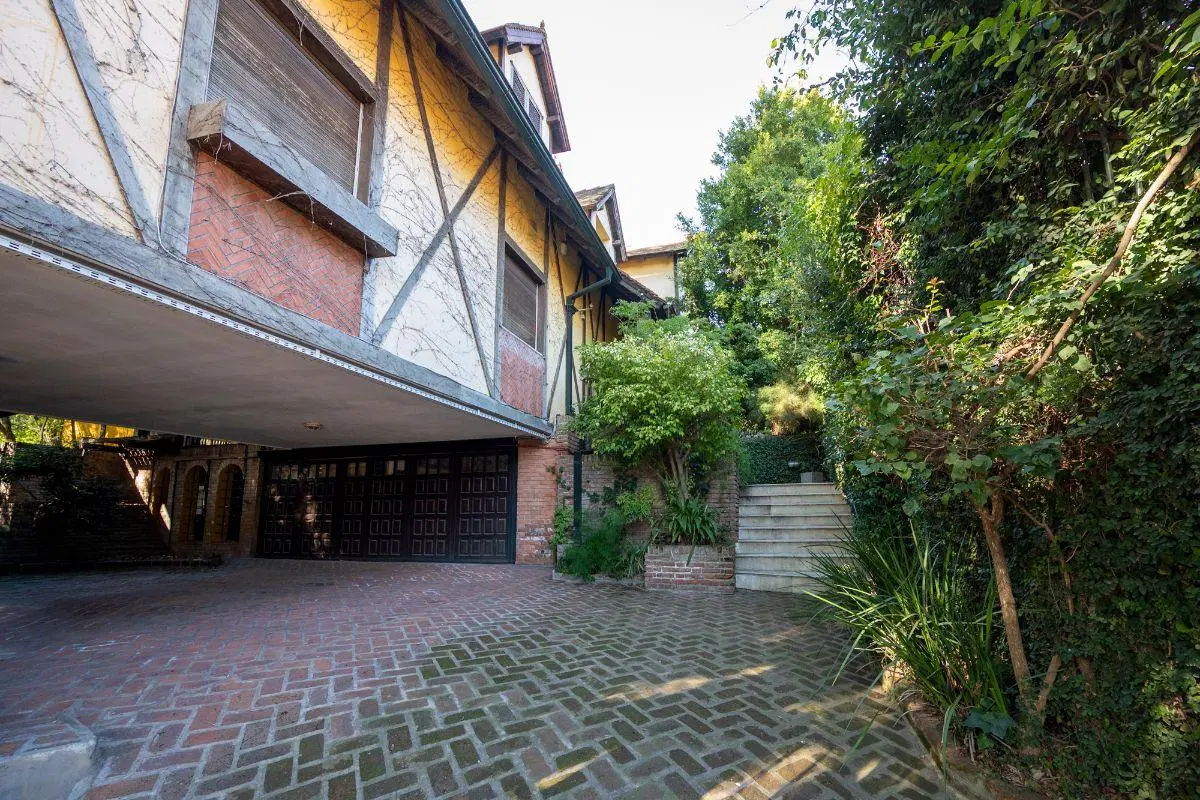 OPORTUNIDAD - Espectacular CASA EN VENTA en Punta Chica. 5