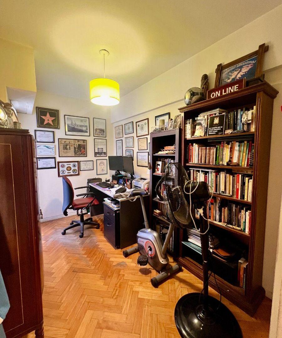 Foto de Departamento con 3 Dorm. + Cochera en venta, imagen 5