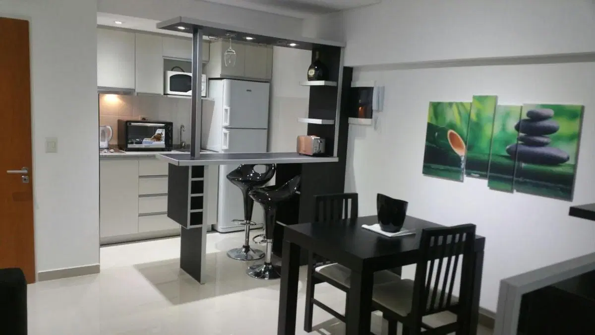Departamento en venta monoambiente en Hollywood con piscina, parrilla y cochera 3