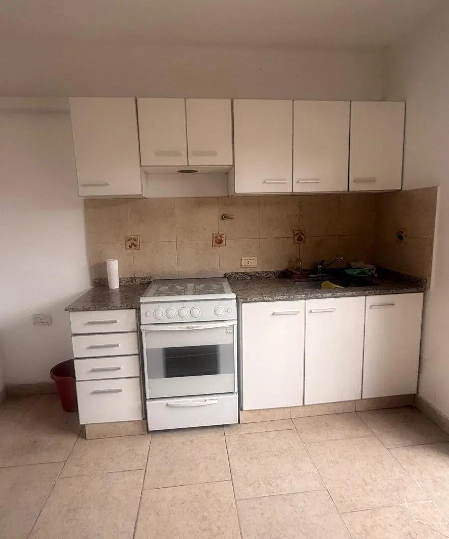 duplex con jardin, parrilla y cochera 3