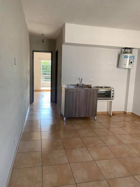 Foto de departamento 2 ambientes de 40 m2, con balcon, cochera descubierta, imagen 5
