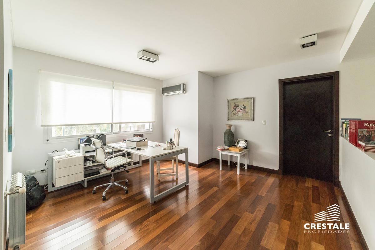 Casa 2 Plantas. 3 Dorm. en Venta. Piscina, Parque - Cadaques (Funes Hills) 1