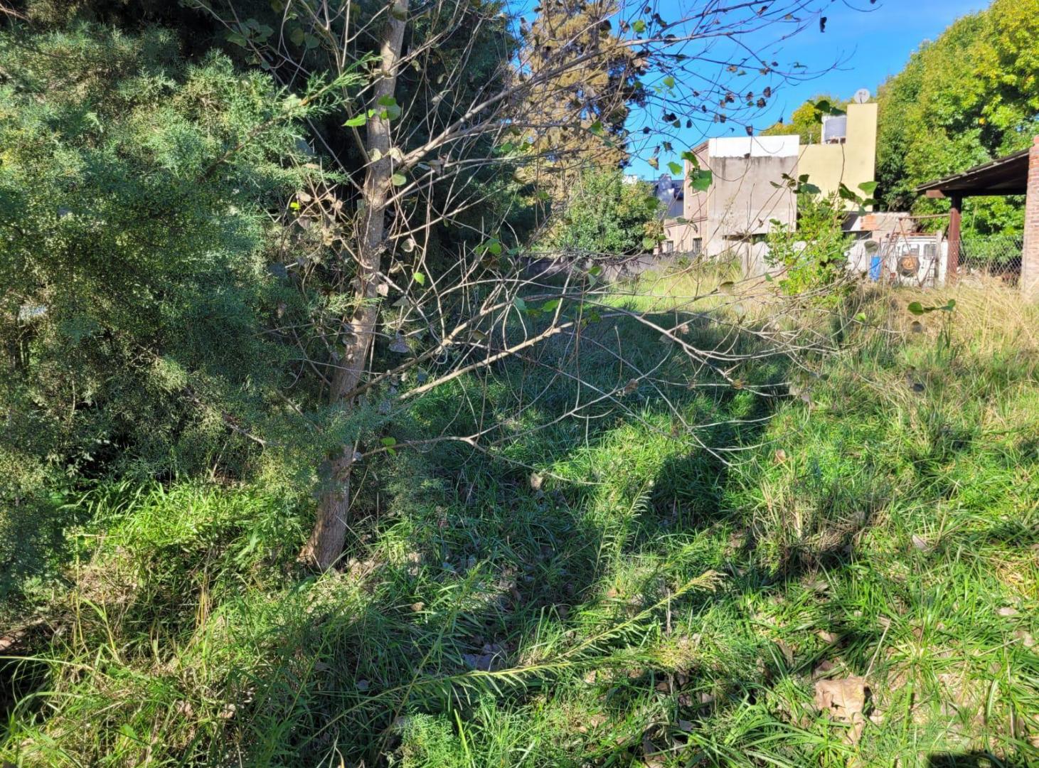 Venta / permuta | Terreno / lote 396 m2 | Funes