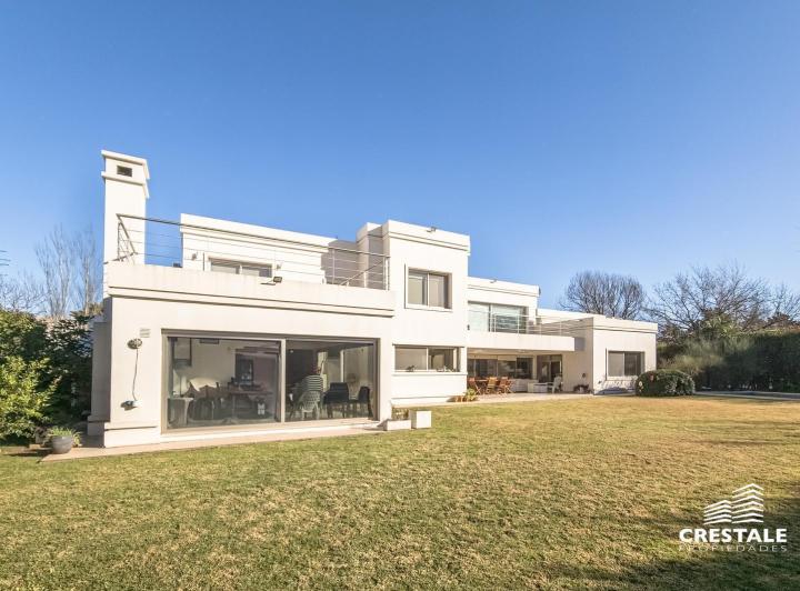 Venta casa 5 dormitorios Kentucky Club de Campo barrio privado 5