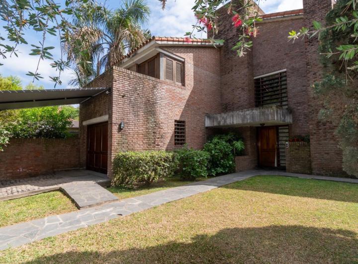 Venta casa 4 dormitorios Fisherton Rosario 2