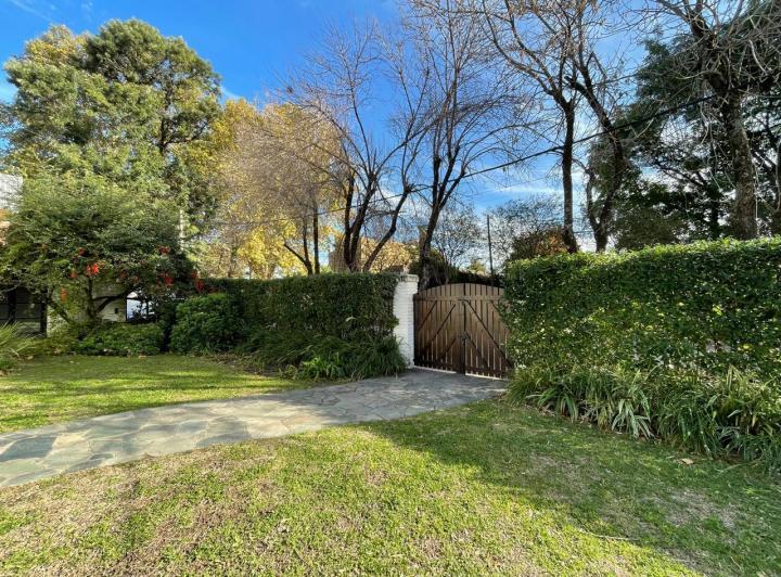 Venta casa 4 dormitorios Fisherton 5