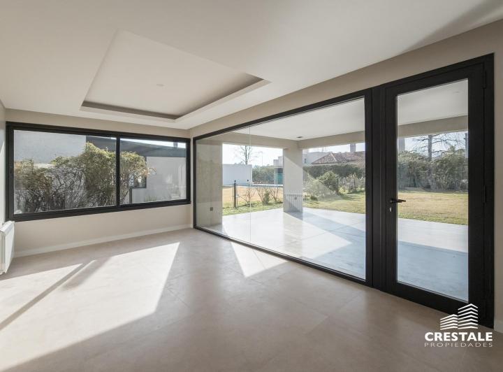 Venta casa 3 dormitorios Funes Hills Cadaques 3