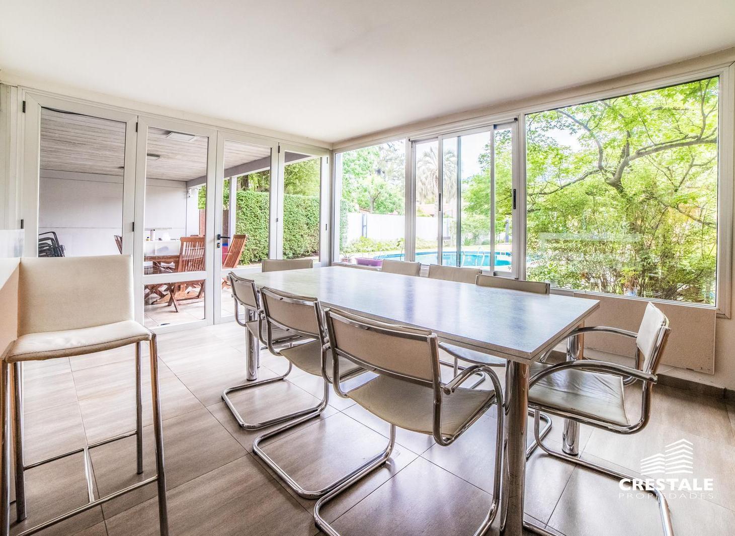 Venta casa 5 dormitorios Piscina Quincho Rosario
