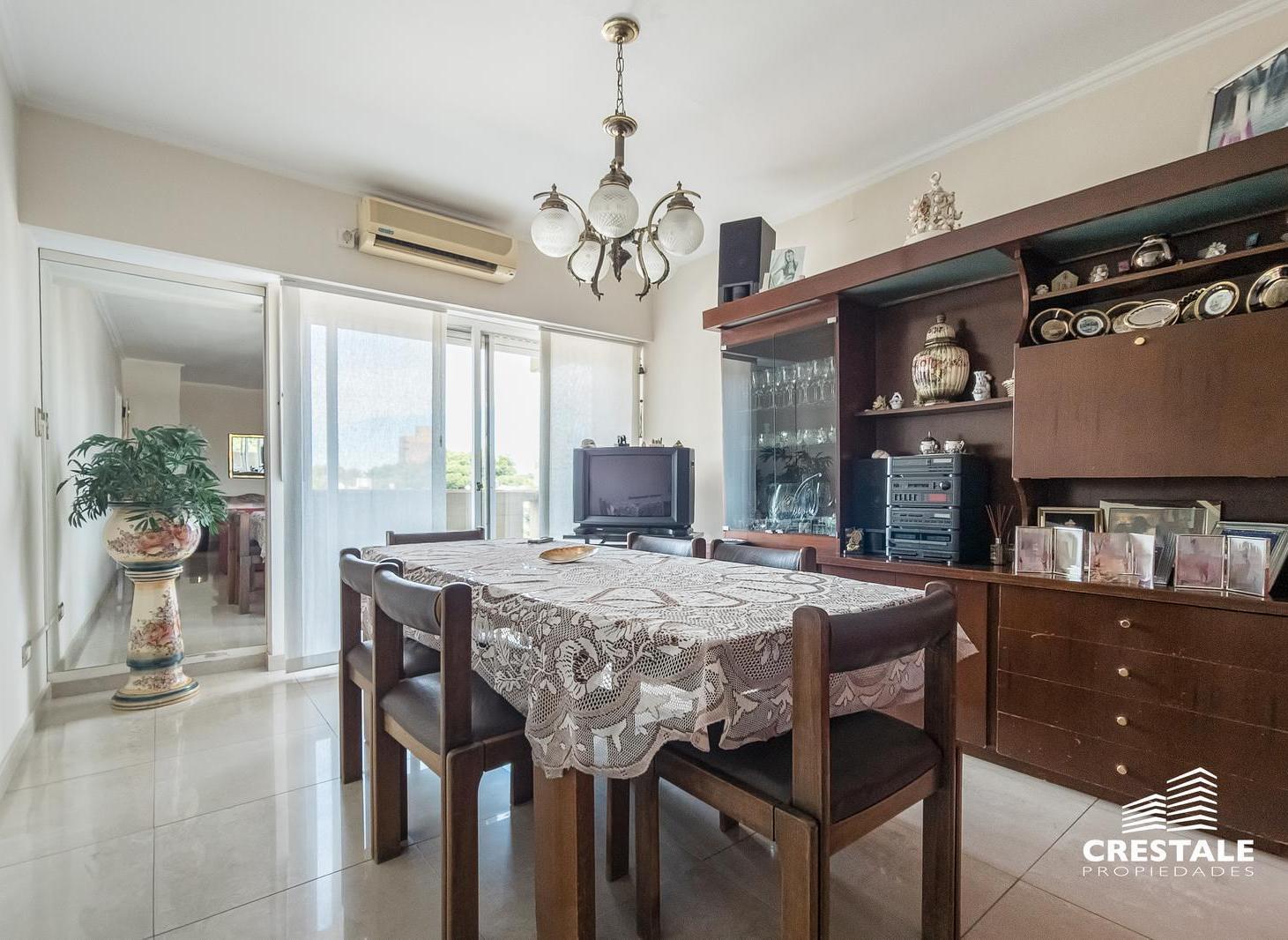 Venta / permuta | Departamento 2 dormitorios con balcón | España y Hospitales Rosario
