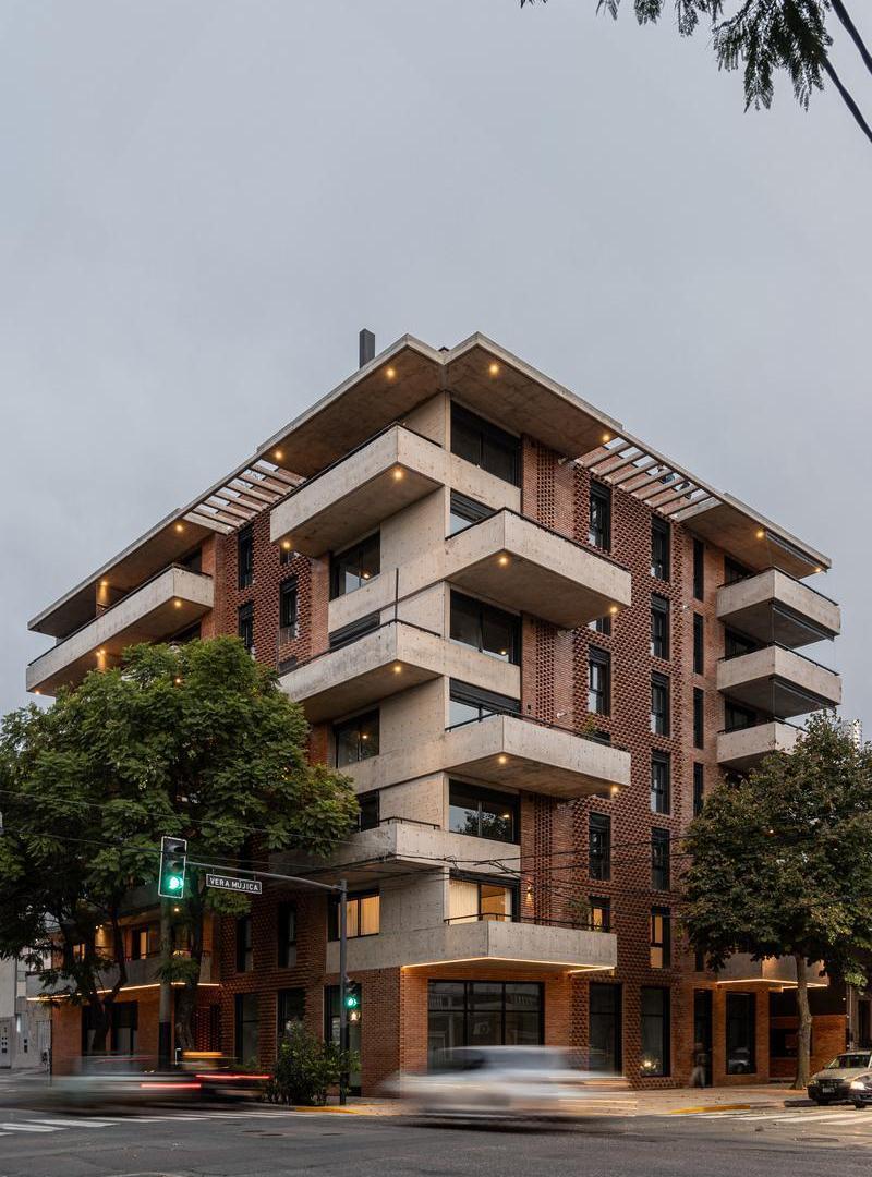 Venta / permuta | Departamento 1 dormitorio con patio | Pichincha