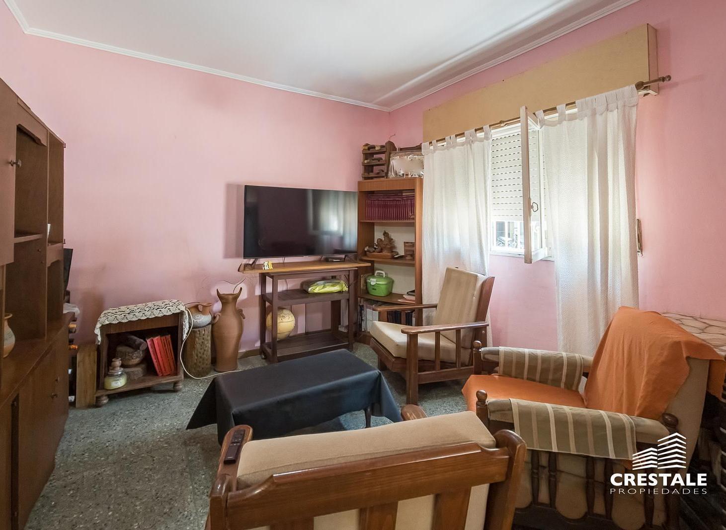 Venta / permuta | Casa 3 dormitorios con cochera | Sexta, Rosario.